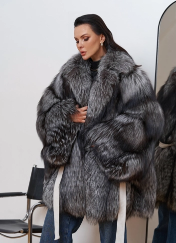 Шуба из чернобурой лисы фото