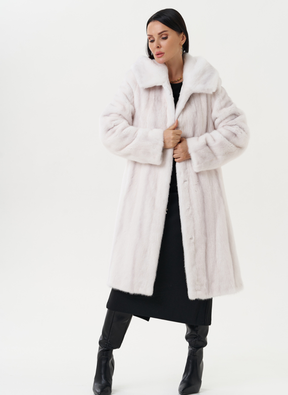 Шуба из меха норки в роспуск