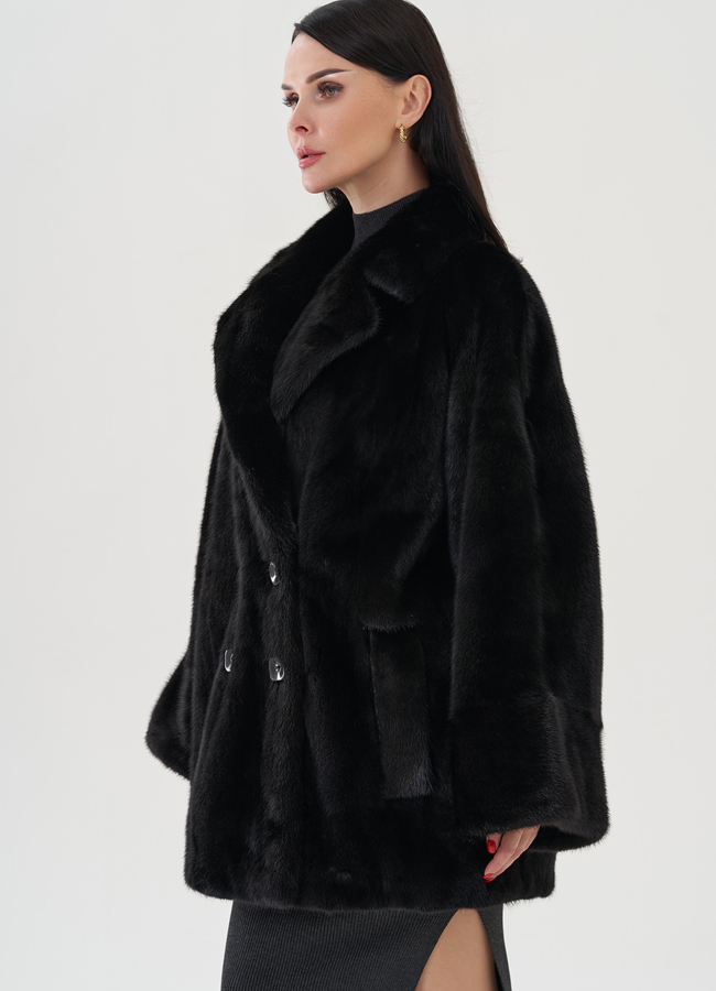 Короткая шуба из меха saga модель № 24963 универмаг малина