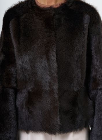 Женская натуральная дубленка в коричневом цвете