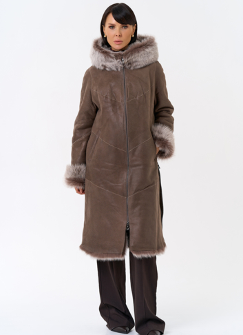 Женская натуральная дубленка с капюшоном